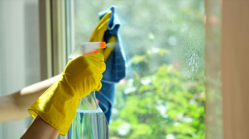 The Best Window Washing Solution for Outside