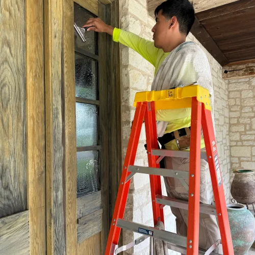 Window Cleaning Helotes TX